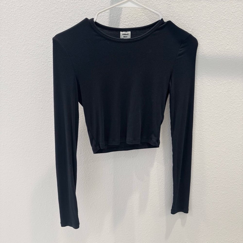 Aritzia Sunday Best Bliss Cropped Longsleeve - Black